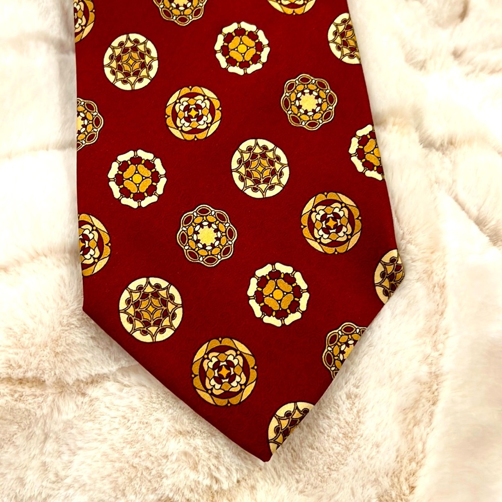 Gianfranco Ferre silk tie made in Italy